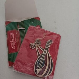 !New Vintage Avon Snow Fantasy Jewel Tone Ornament "Mandolin